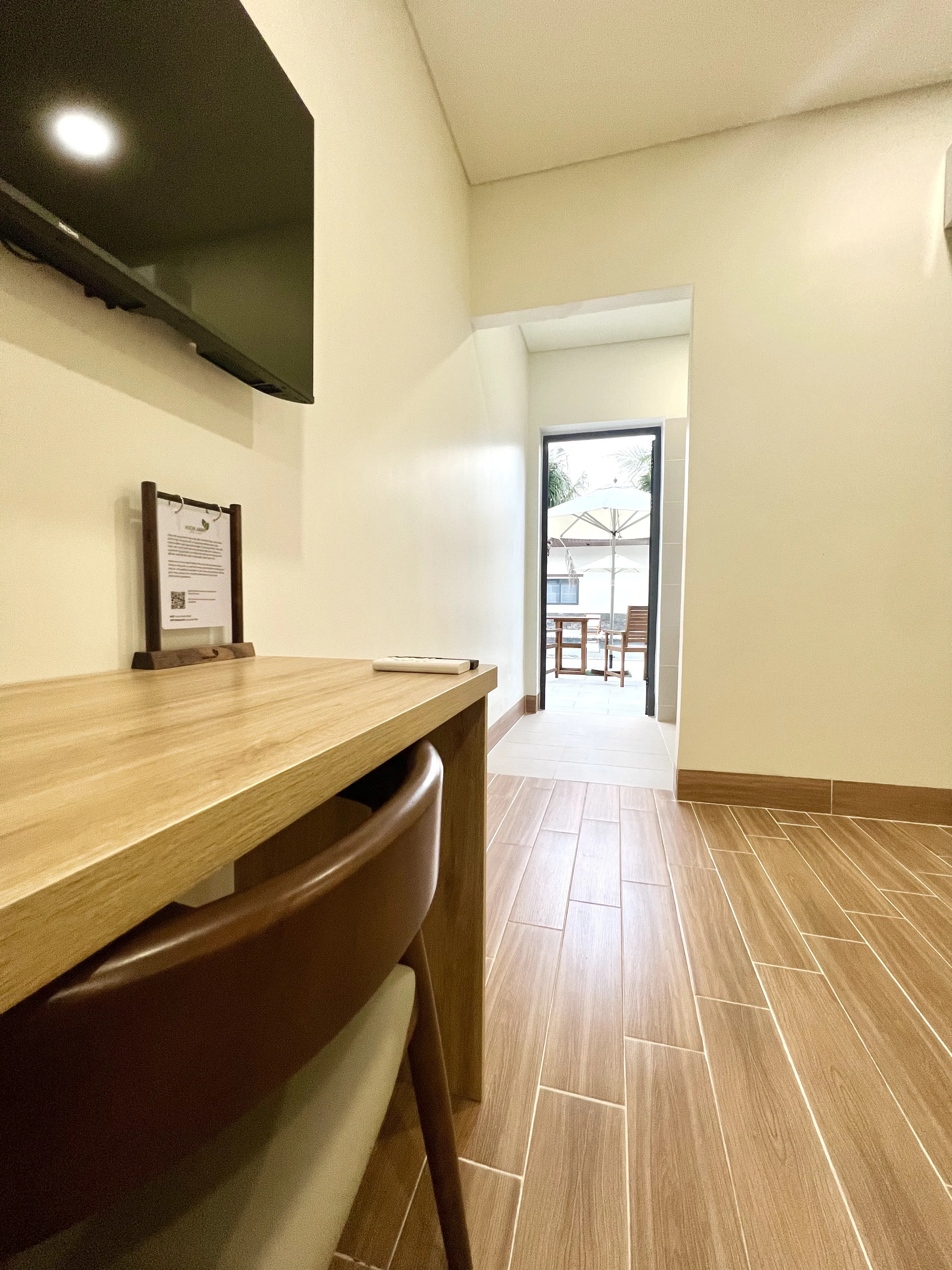 Phòng Deluxe View Hồ Bơi